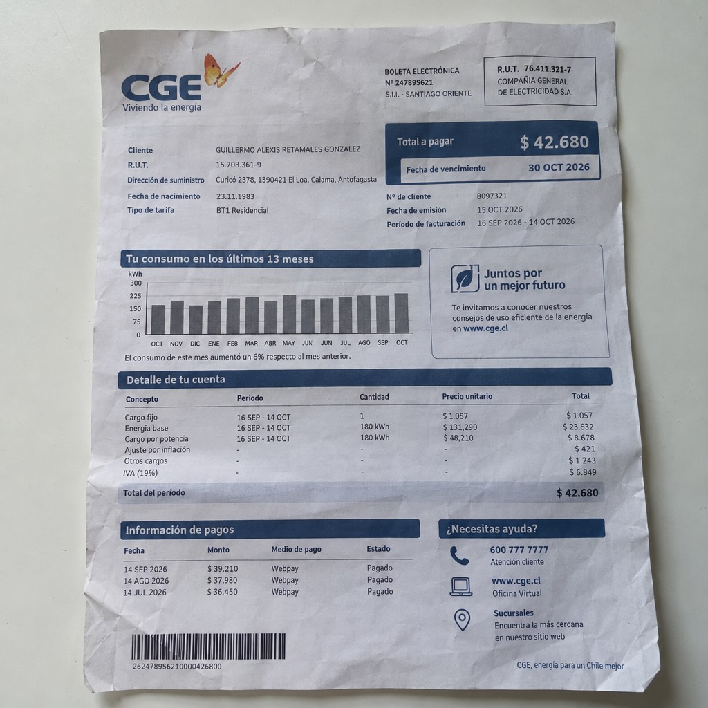Create a statement, an electricity bill in CHILE. The A4 statement should be realistic, as if it were photographed on a phone. The document should be on a white background. The document must be for the last 3 months of October 2026. The document should contain several transactions and be wrinkled at the edges.
Name GUILLERMO ALEXIS RETAMALES GONZALEZ
Address Curicó 2378, 1390421 El Loa, Calama, Antofagasta
R.U.T. 15708361-9
Date of birth 23.11.1983