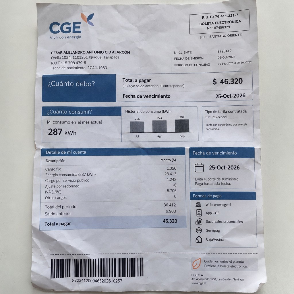 Create a statement, an electricity bill in CHILE. The A4 statement should be realistic, as if it were photographed on a phone. The document should be on a white background. The document must be for the last 3 months of October 2026. The document should contain several transactions and be wrinkled at the edges.
Name CÉSAR ALEJANDRO ANTONIO CID ALARCÓN
Address Orella 1034, 1101251 Iquique, Tarapacá
R.U.T. 15708479-8
Date of birth 27.11.1983