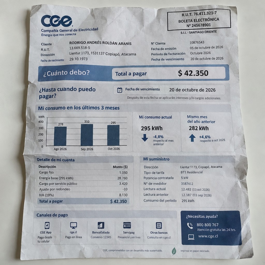 Create a statement, an electricity bill in CHILE. The A4 statement should be realistic, as if it were photographed on a phone. The document should be on a white background. The document must be for the last 3 months of October 2026. The document should contain several transactions and be wrinkled at the edges.
Name RODRIGO ANDRÉS ROLDÁN ARANIS
Address Lientur 1173, 1531137 Copiapó, Atacama
R.U.T. 13669518-5
Date of birth 29.10.1973