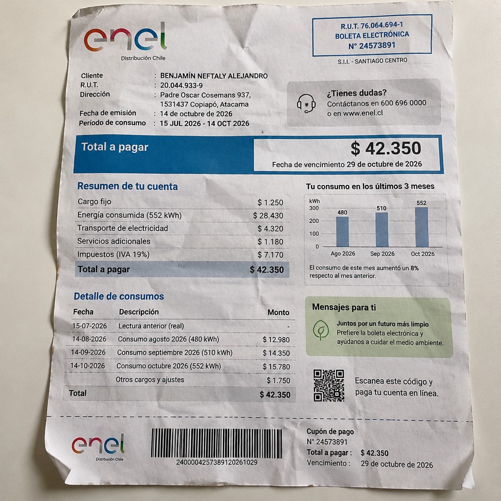 Create a statement, an electricity bill in CHILE. The A4 statement should be realistic, as if it were photographed on a phone. The document should be on a white background. The document must be for the last 3 months of October 2026. The document should contain several transactions and be wrinkled at the edges.
Name BENJAMÍN NEFTALY ALEJANDRO
Address Padre Oscar Cosemans 937, 1531437 Copiapó, Atacama
R.U.T. 20044933-9
Date of birth 15.08.1998
Date of discharge 14.10.2026 (OCTOBER 2026)